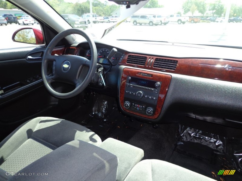 2006 Impala LT - Sport Red Metallic / Ebony Black photo #11