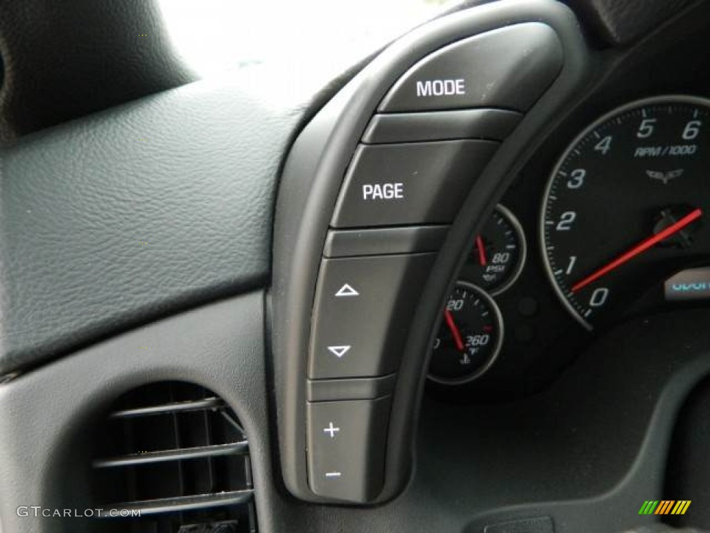 2011 Chevrolet Corvette Grand Sport Convertible Controls Photo #79116343