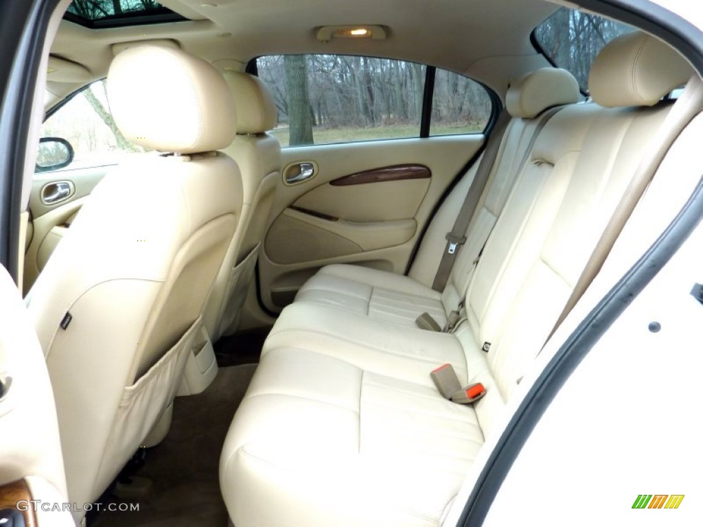 2003 Jaguar S-Type 4.2 Rear Seat Photo #79116396