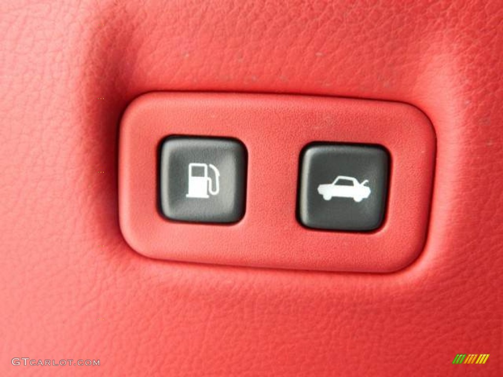 2011 Chevrolet Corvette Grand Sport Convertible Controls Photo #79116403