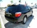 2010 Black Toyota Highlander SE 4WD  photo #3