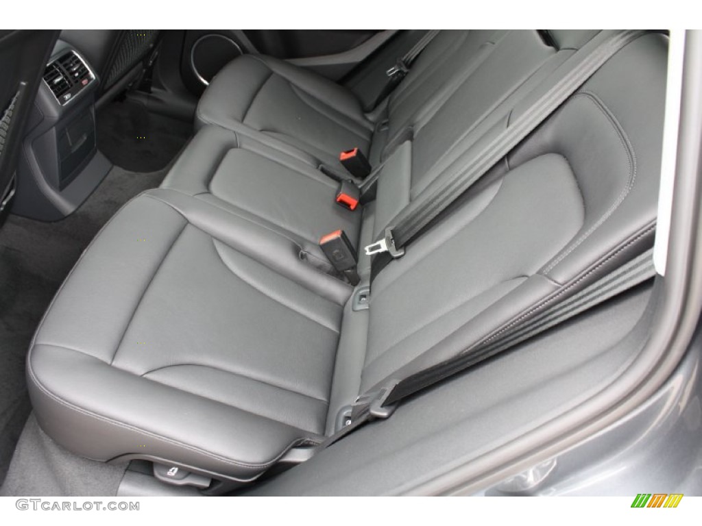 2013 Audi Q5 2.0 TFSI hybrid quattro Rear Seat Photo #79118321