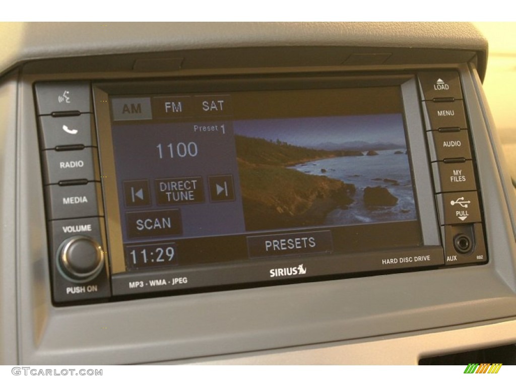 2010 Chrysler Town & Country Touring Controls Photo #79122556