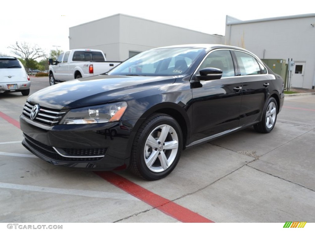 2013 Passat 2.5L SE - Black / Titan Black photo #1