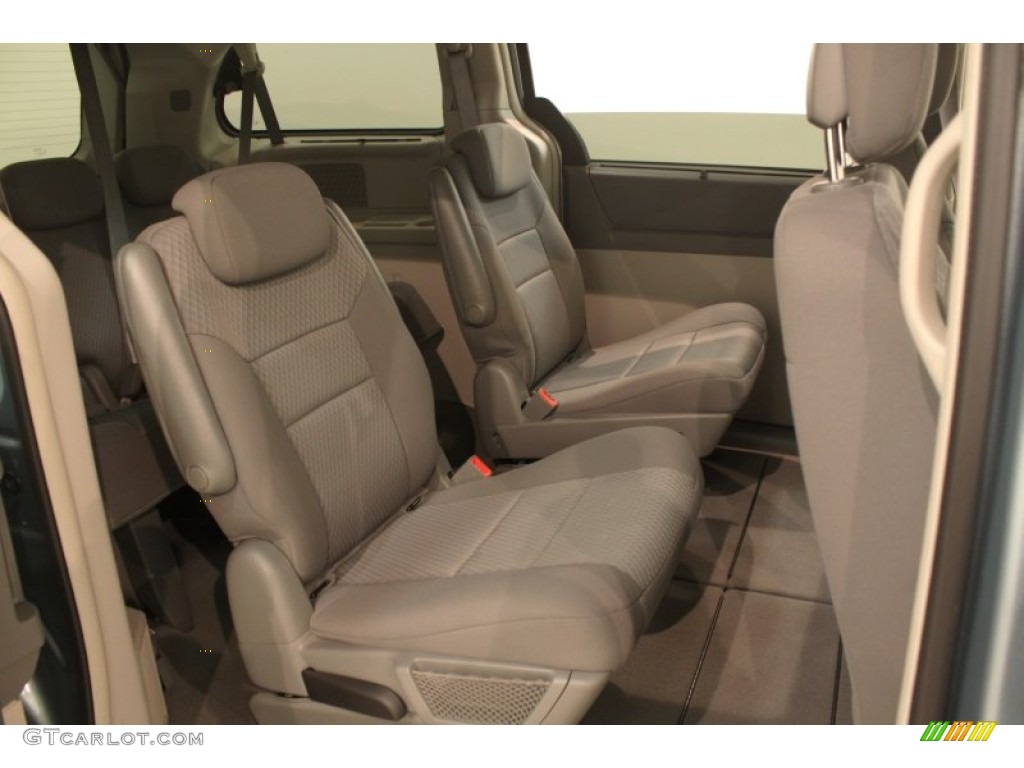 Medium Slate Gray/Light Shale Interior 2010 Chrysler Town & Country Touring Photo #79122685