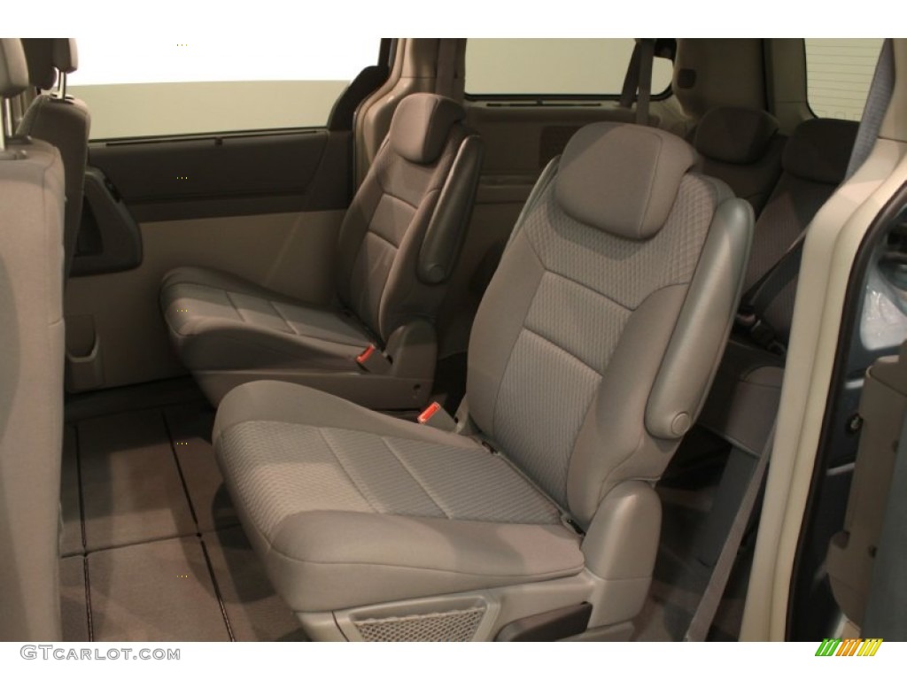 Medium Slate Gray/Light Shale Interior 2010 Chrysler Town & Country Touring Photo #79122692