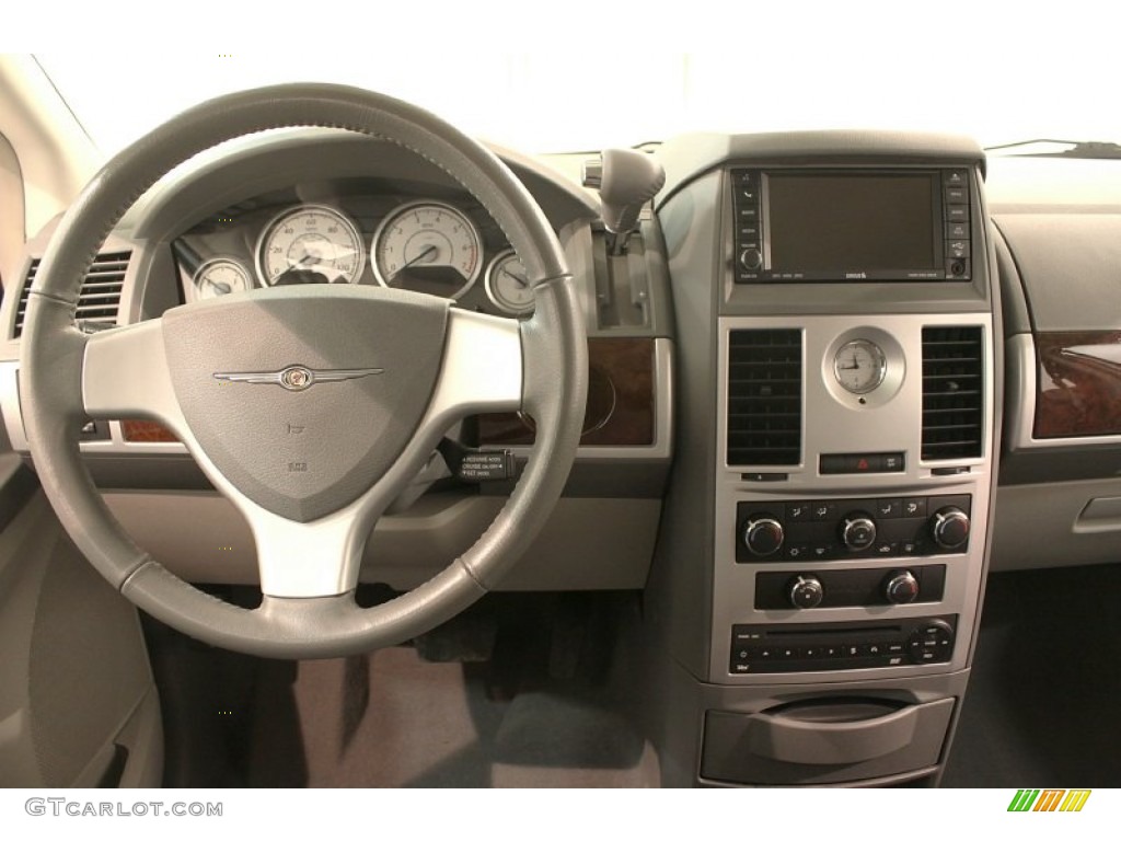 2010 Chrysler Town & Country Touring Medium Slate Gray/Light Shale Dashboard Photo #79122724