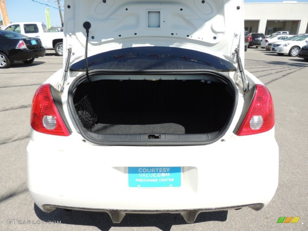 2007 G6 GTP Sedan - Ivory White / Ebony photo #4