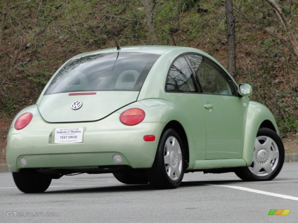 2001 New Beetle GLS Coupe - Cyber Green Metallic / Cream photo #2