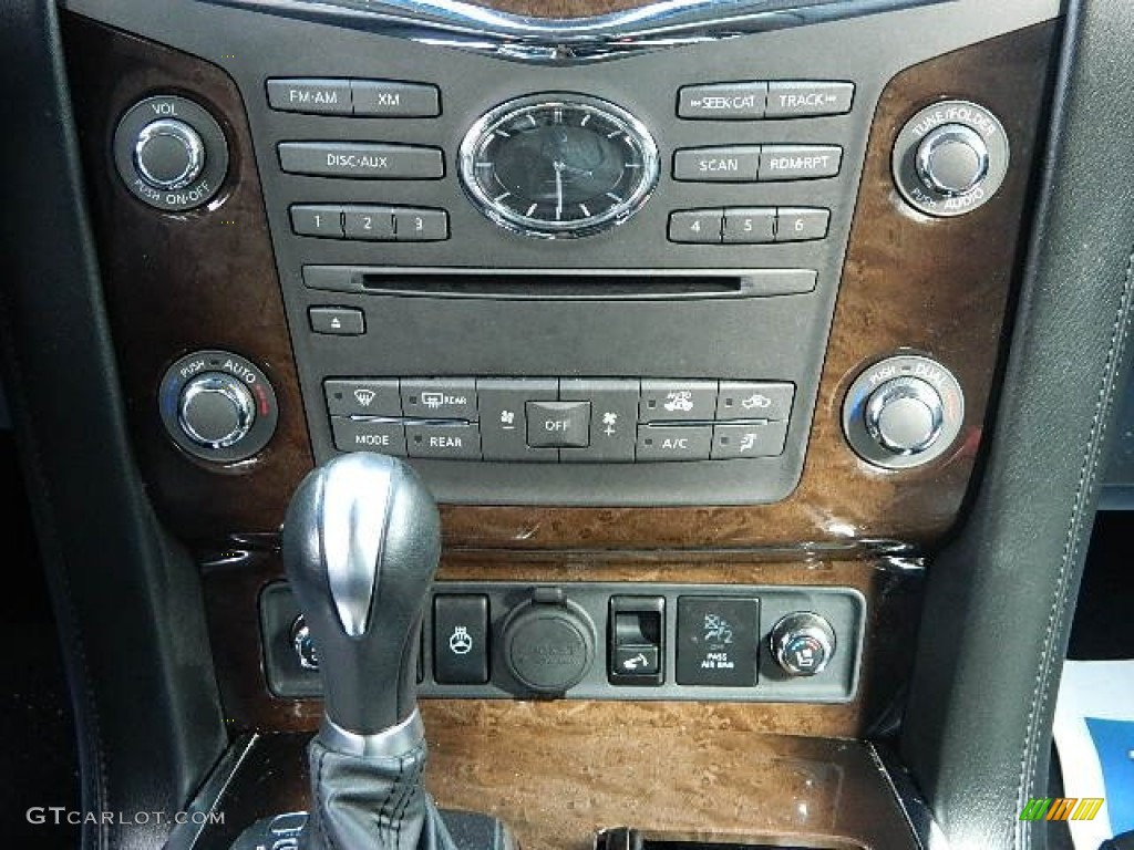 2011 Infiniti QX 56 4WD Controls Photo #79130115