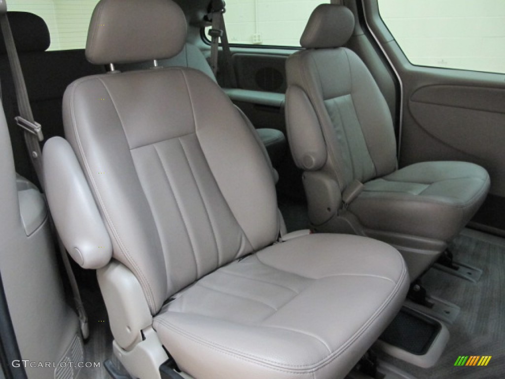 2003 Dodge Grand Caravan ES Rear Seat Photos