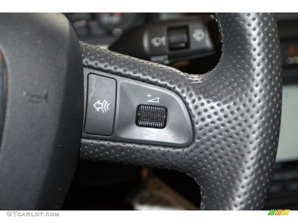 2008 Audi RS4 4.2 quattro Sedan Controls Photo #79132770