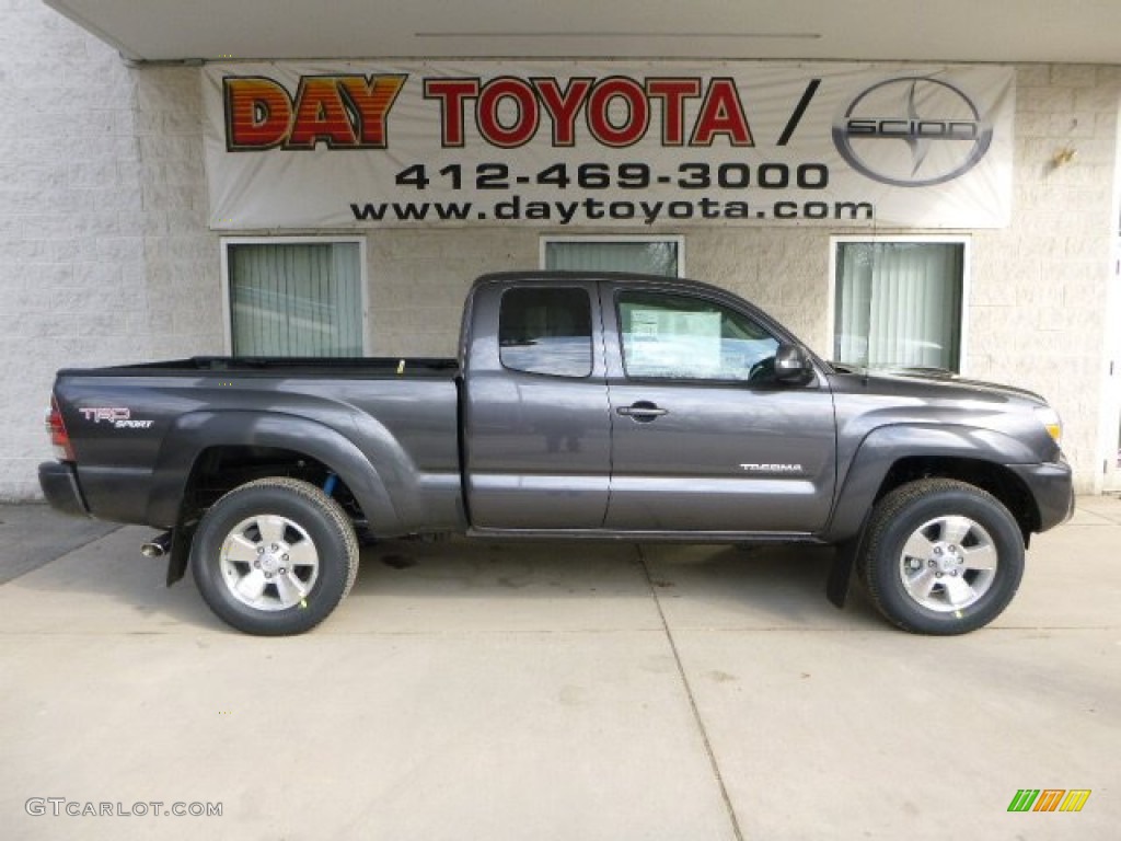 2013 Tacoma V6 TRD Sport Access Cab 4x4 - Magnetic Gray Metallic / Graphite photo #1