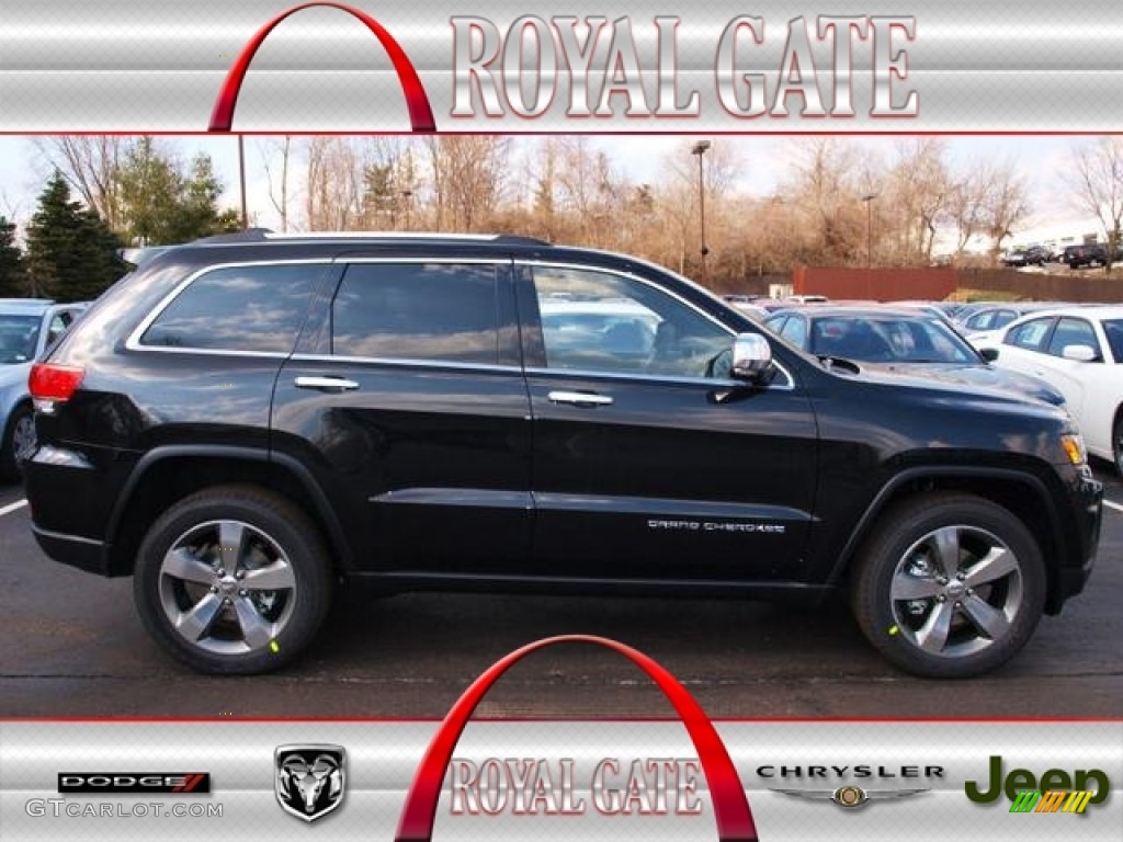 Brilliant Black Crystal Pearl Jeep Grand Cherokee