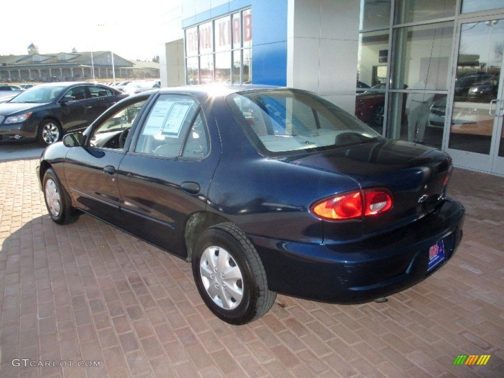 2001 Cavalier Sedan - Indigo Blue Metallic / Neutral photo #2