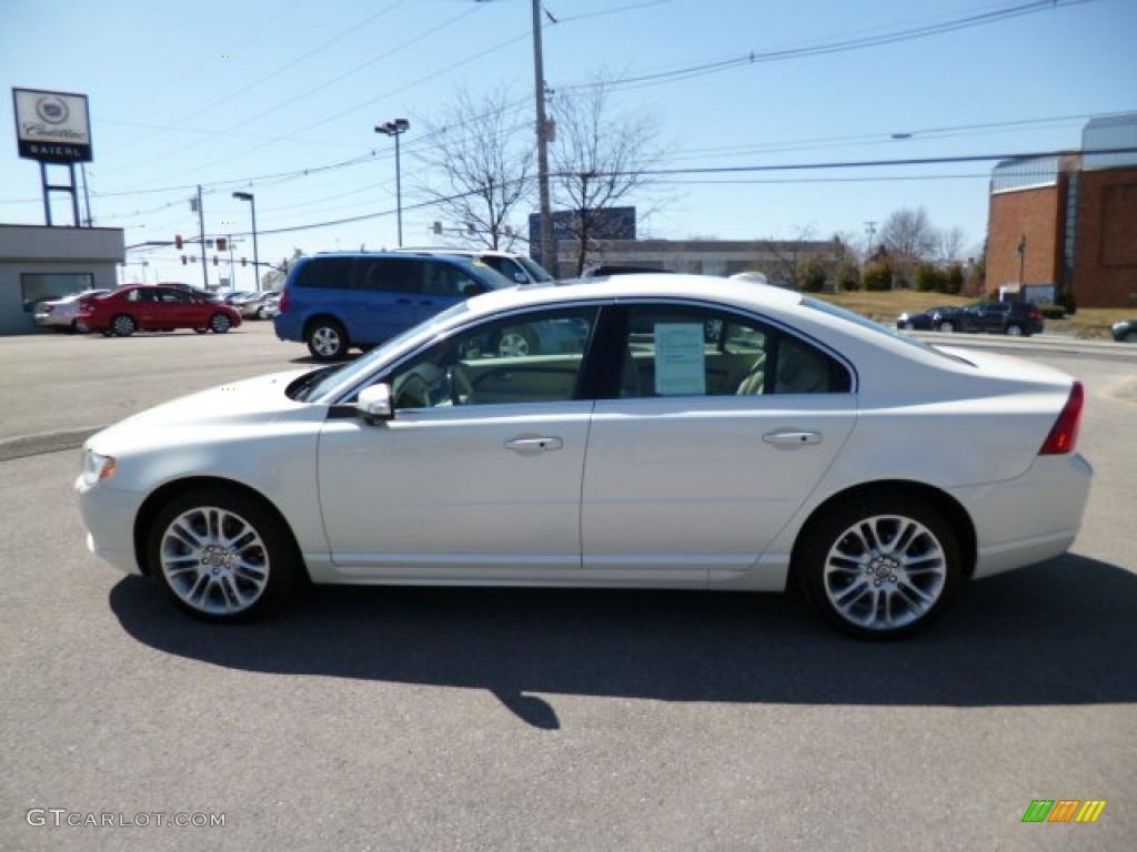2007 S80 V8 AWD - White Pearl / Sandstone Beige photo #4