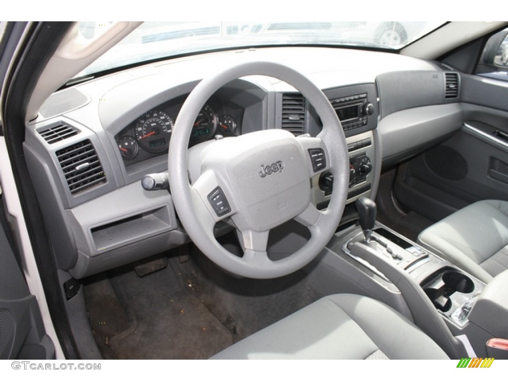 Medium Slate Gray Interior 2006 Jeep Grand Cherokee Laredo 4x4 Photo #79138959