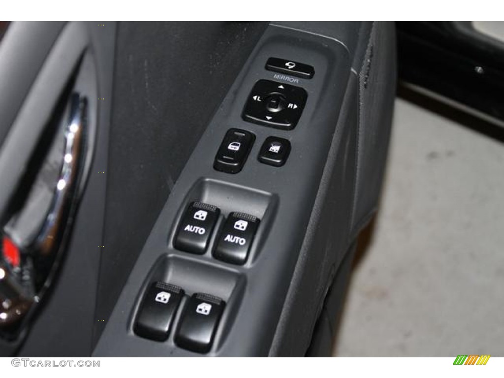 2010 Hyundai Azera Limited Controls Photo #79140831