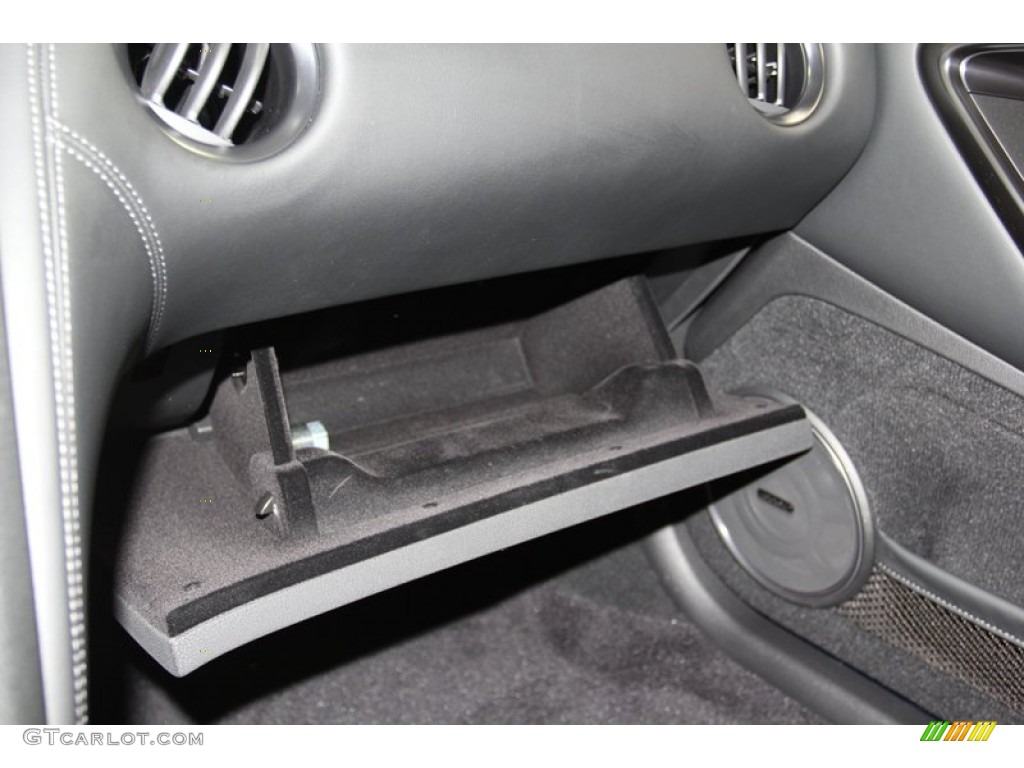 2013 Nissan GT-R Premium Glovebox Photo #79141113