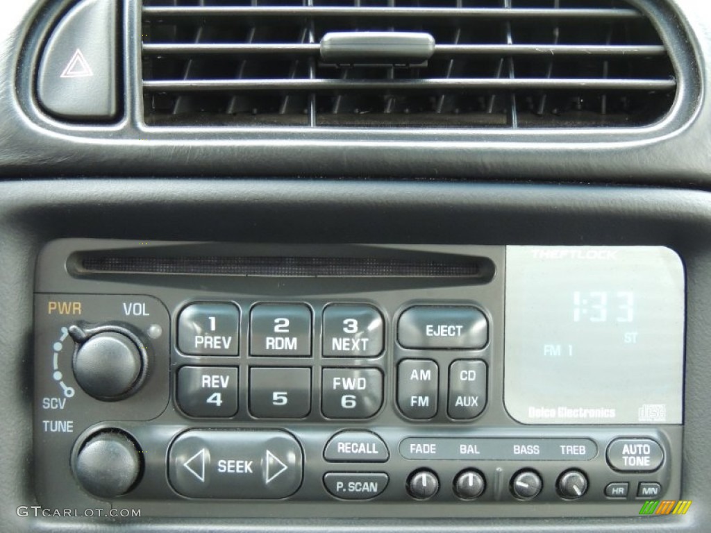 2003 Chevrolet Corvette Coupe Audio System Photo #79141881