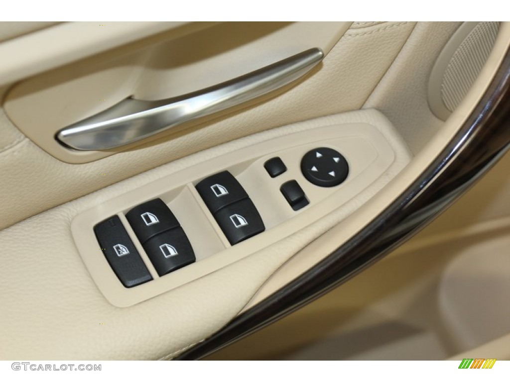 2013 BMW 3 Series 328i Sedan Controls Photo #79148162