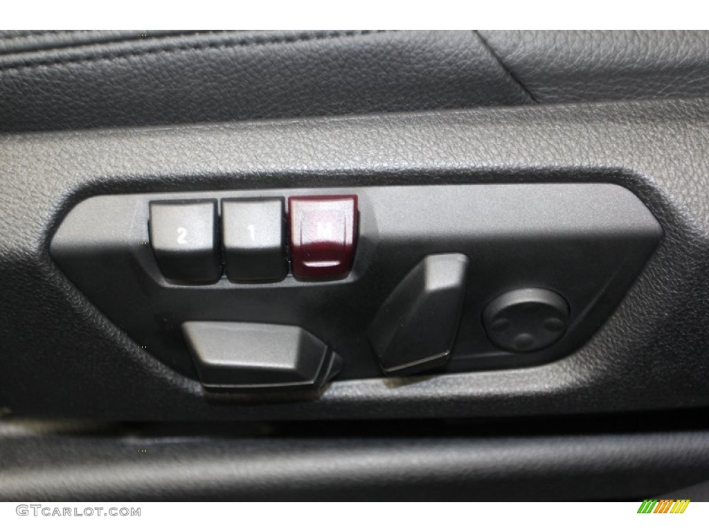 2013 BMW 3 Series 328i Sedan Controls Photo #79148931