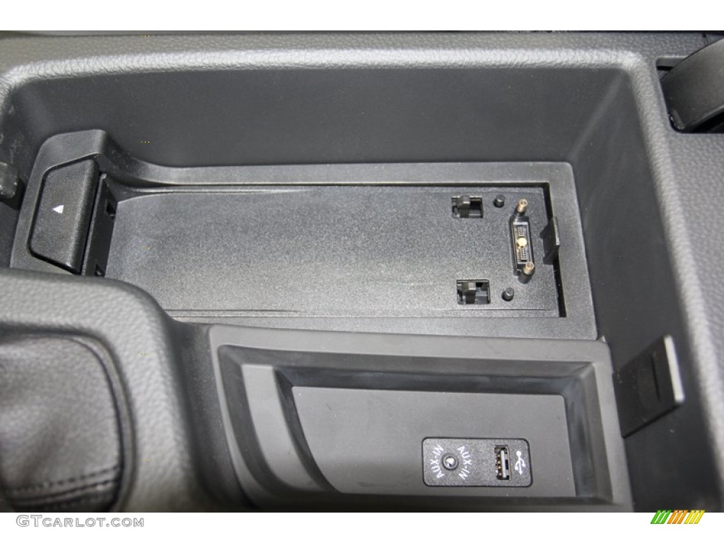2013 3 Series 328i Sedan - Jet Black / Black photo #22
