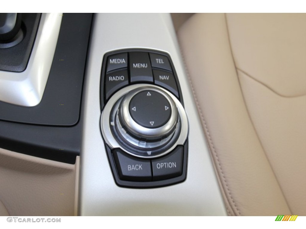 2013 BMW 3 Series 328i Sedan Controls Photo #79150093