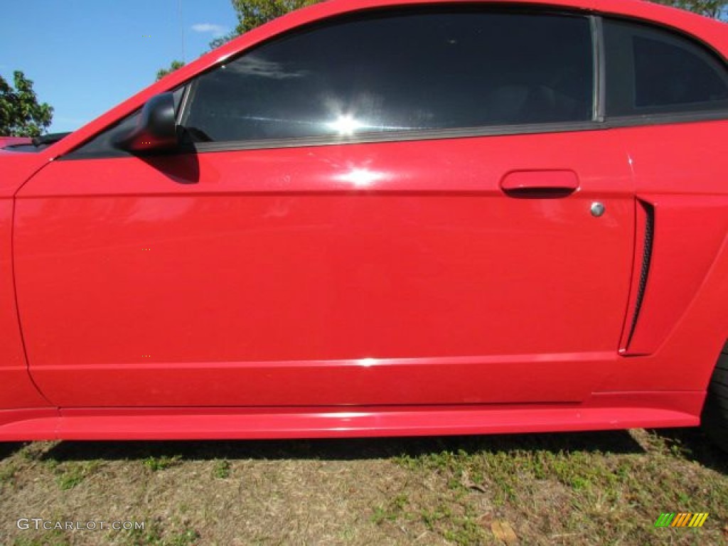 2004 Mustang GT Coupe - Torch Red / Medium Parchment photo #22