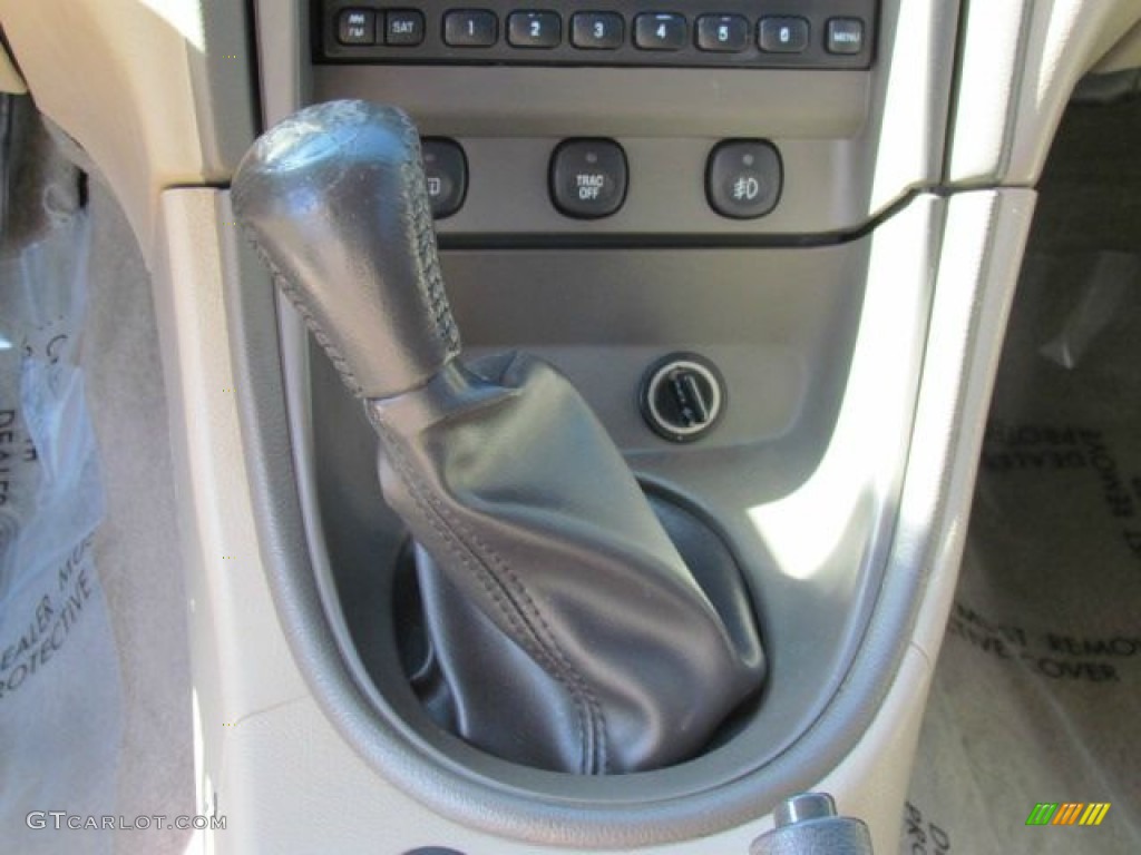2004 Ford Mustang GT Coupe Transmission Photos
