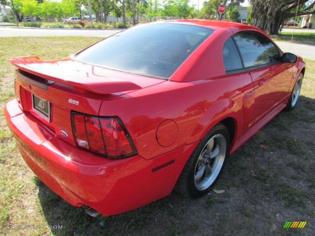 2004 Mustang GT Coupe - Torch Red / Medium Parchment photo #42