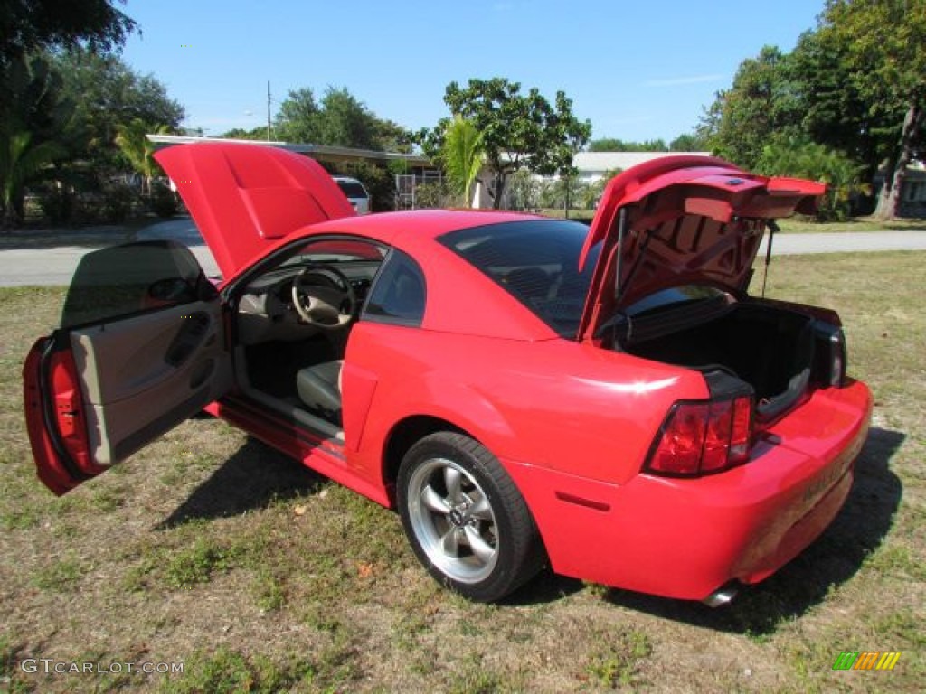 2004 Mustang GT Coupe - Torch Red / Medium Parchment photo #52