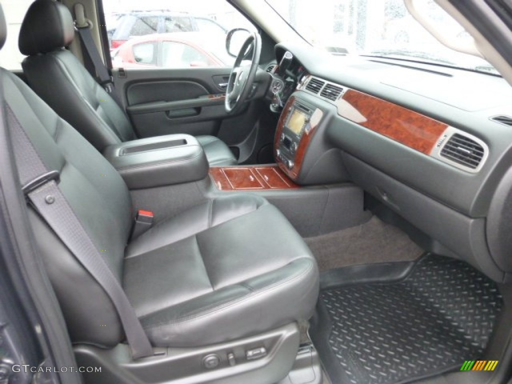 Ebony Interior 2011 Chevrolet Avalanche LTZ 4x4 Photo #79155117