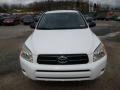Super White - RAV4 4WD Photo No. 2
