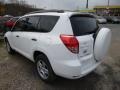 Super White - RAV4 4WD Photo No. 4