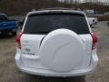 Super White - RAV4 4WD Photo No. 5