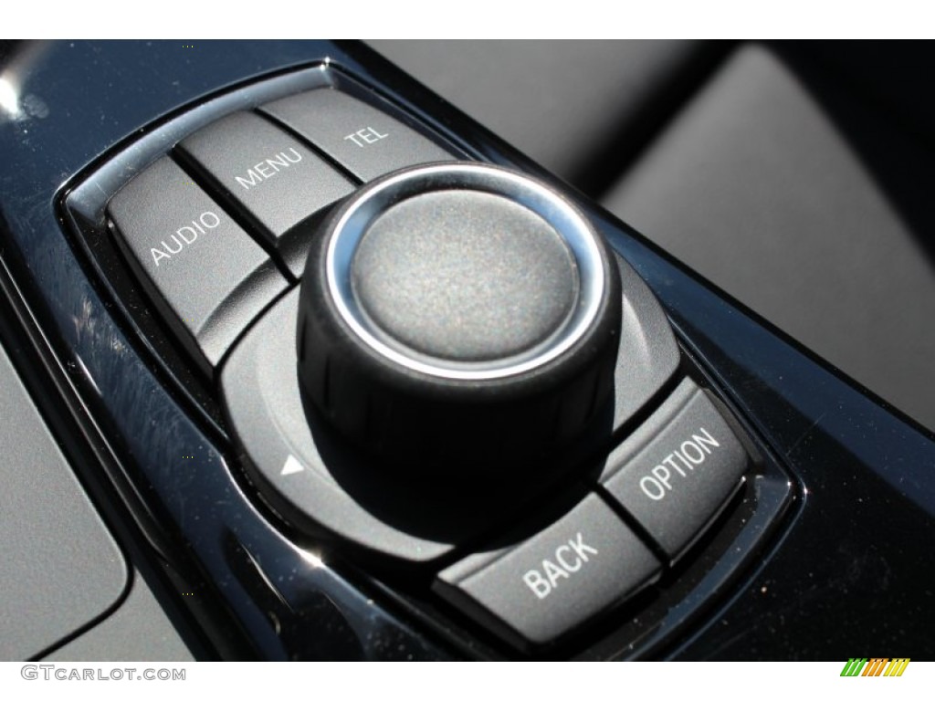 2013 BMW 3 Series 328i Sedan Controls Photo #79159808