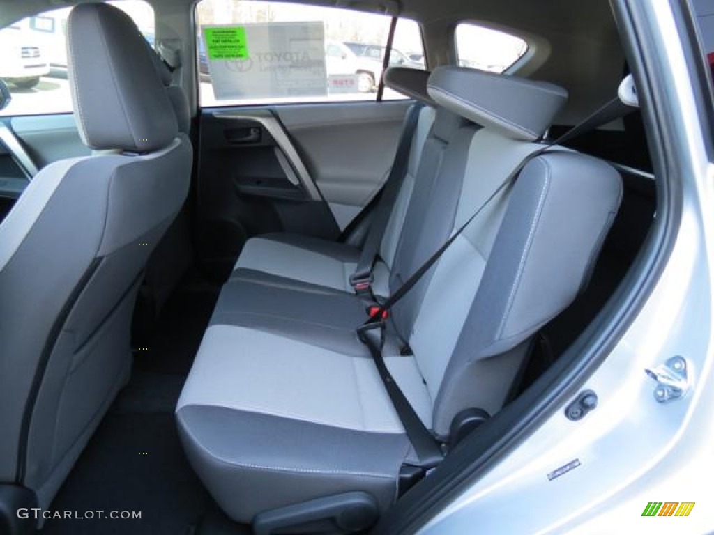 2013 Toyota RAV4 XLE Rear Seat Photo #79161836