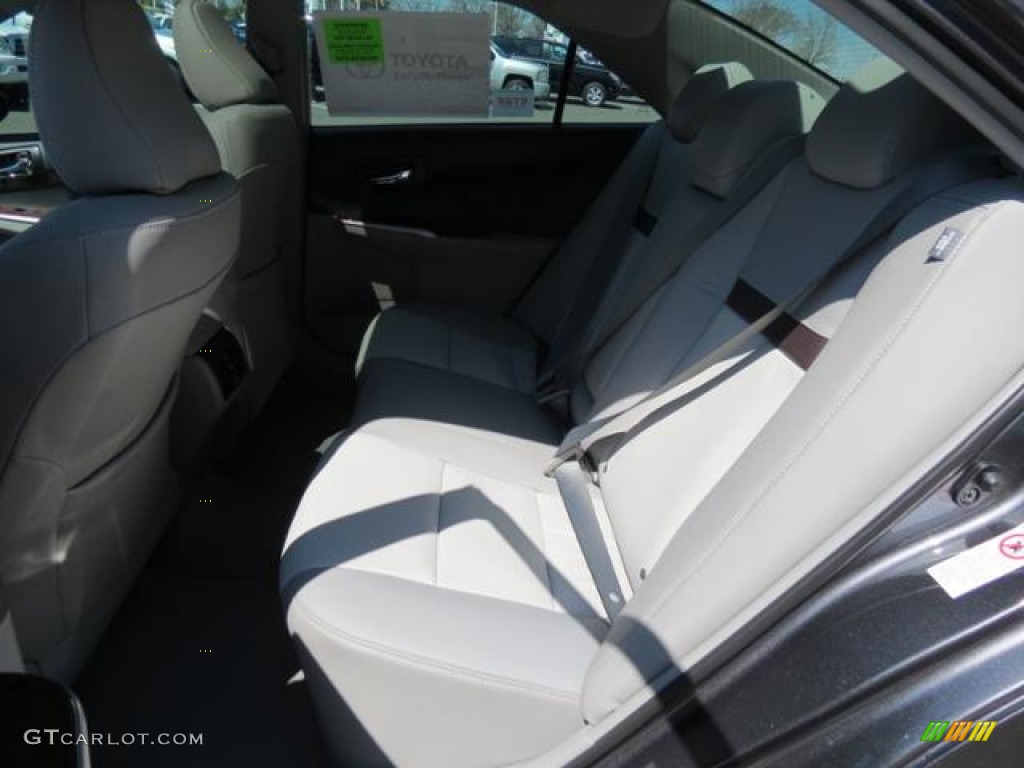 2013 Camry XLE - Magnetic Gray Metallic / Ash photo #6