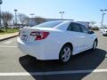 2013 Super White Toyota Camry SE  photo #17