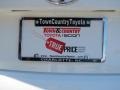 2013 Super White Toyota Camry SE  photo #21