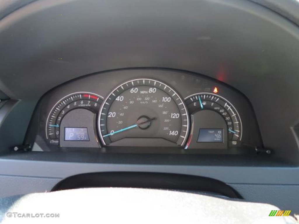 2013 Camry LE - Magnetic Gray Metallic / Ash photo #11