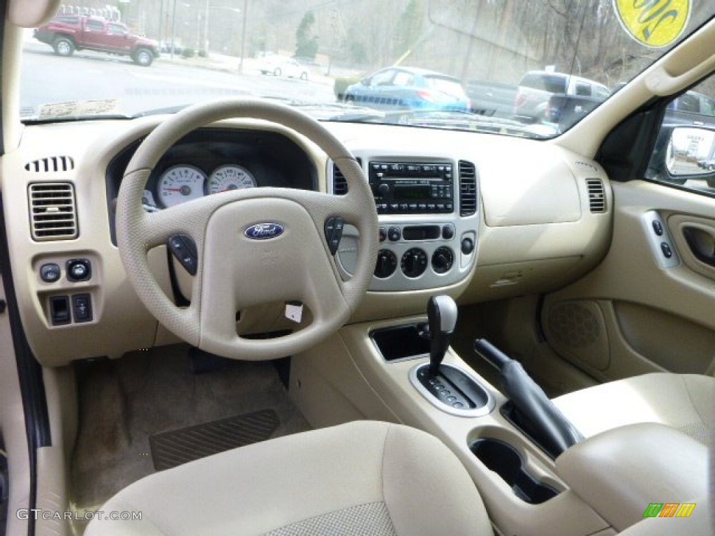 2007 Ford Escape XLT V6 4WD Interior Color Photos