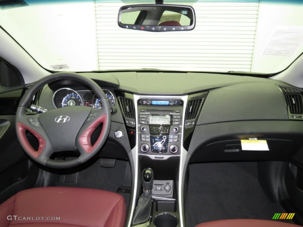 2013 Hyundai Sonata Limited Dashboard Photos