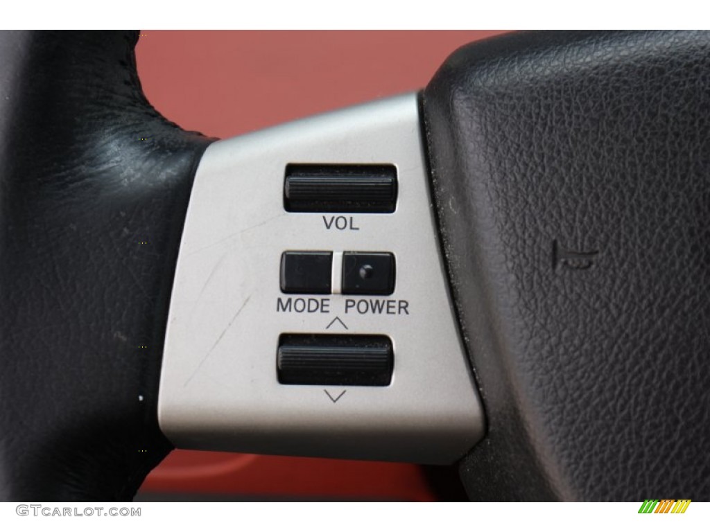 2004 Nissan Quest 3.5 SE Controls Photos