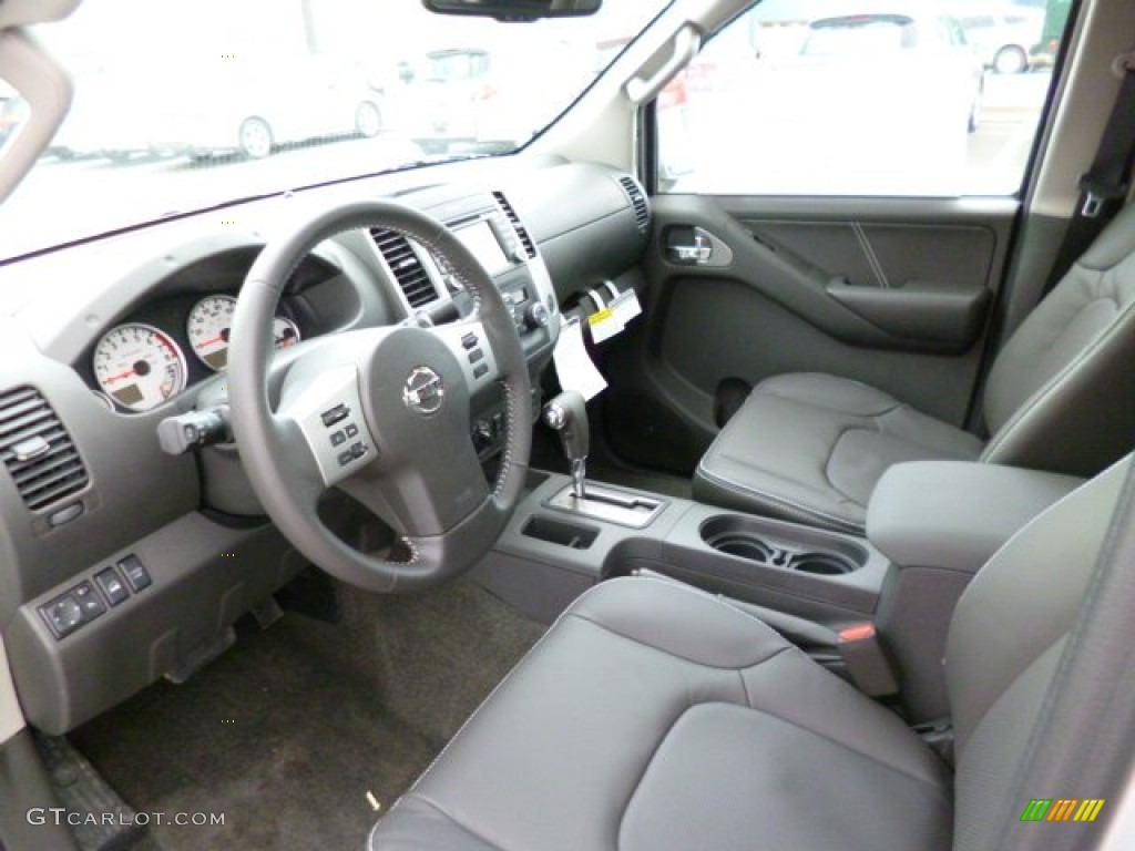 Graphite Pro-4X Interior 2013 Nissan Frontier Pro-4X Crew Cab 4x4 Photo #79168931