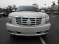 White Diamond - Escalade ESV AWD Photo No. 2