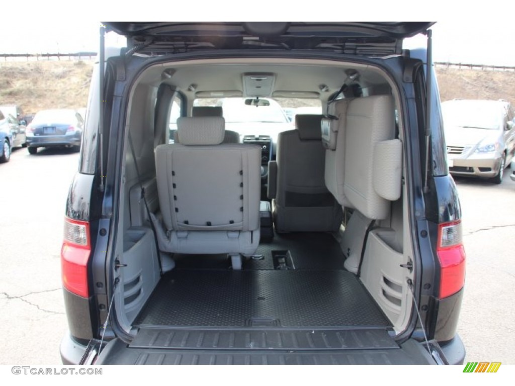 2010 Honda Element EX 4WD Trunk Photos