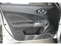 Chrome Silver - Juke SV Photo No. 28