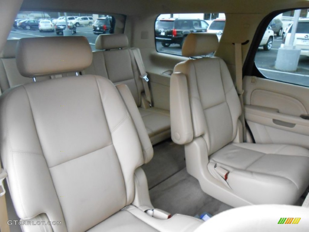 2010 Cadillac Escalade Luxury AWD Rear Seat Photos